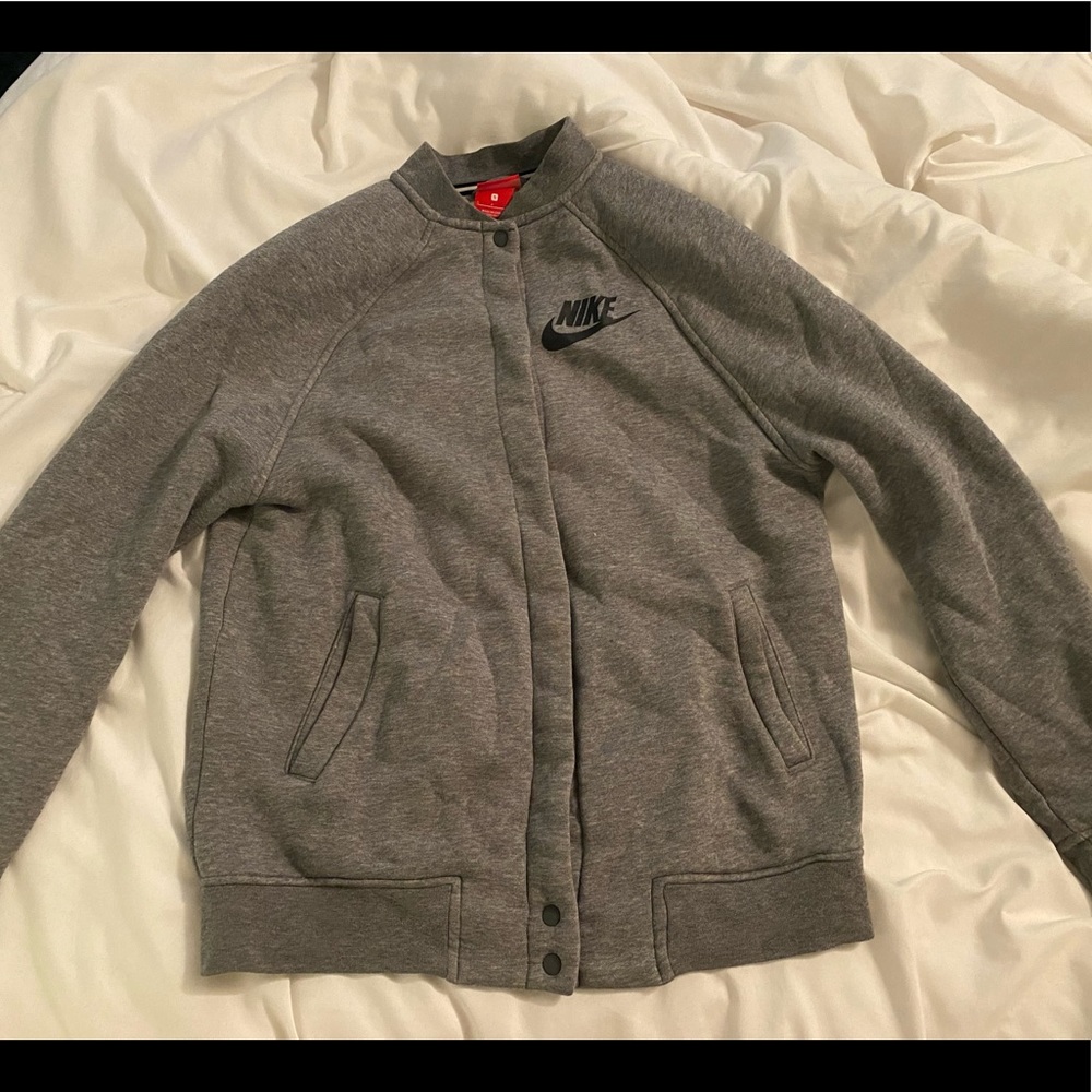 Nike Women’s Bomber Jacket Size S